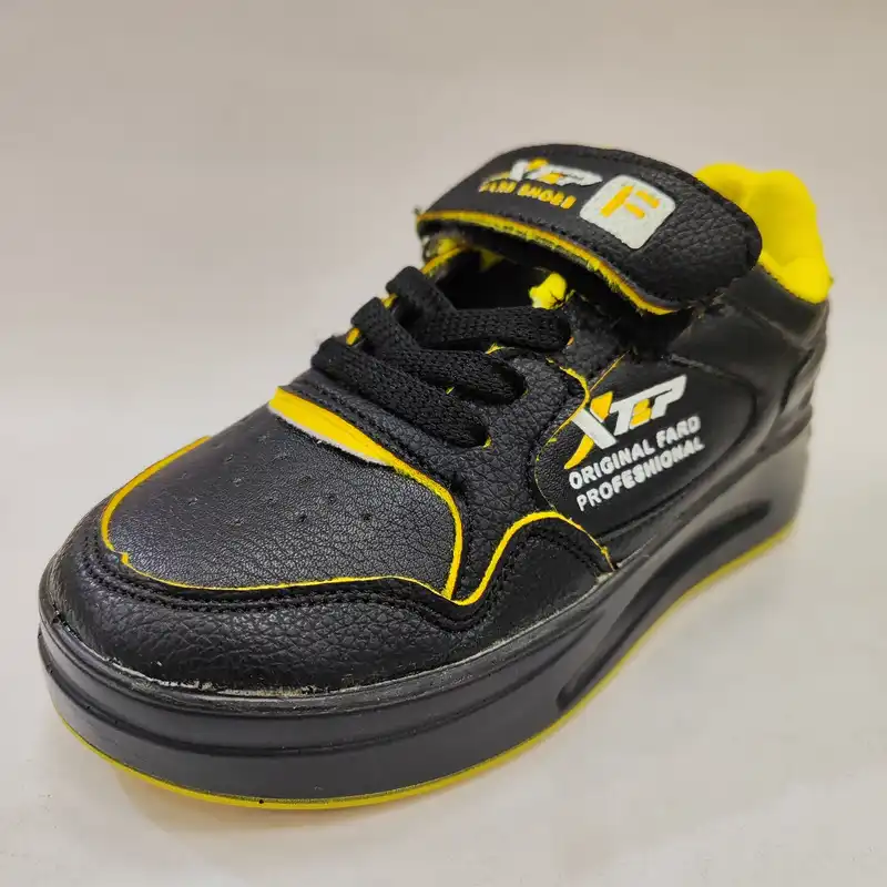 کفش مخصوص پیاده روی بچگانه مدل 2025