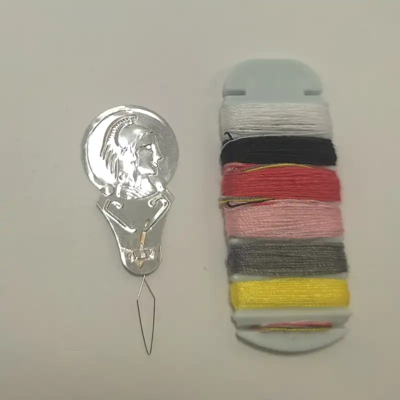 جعبه ابزار خیاطی مدل مسافرتی طرح خرس مجموعه 20 عددی