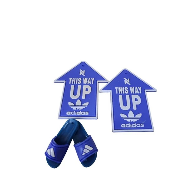 برچسب بدنه خودرو طرح ادیداس و دمپایی مدل naek مجموعه 4 عددی