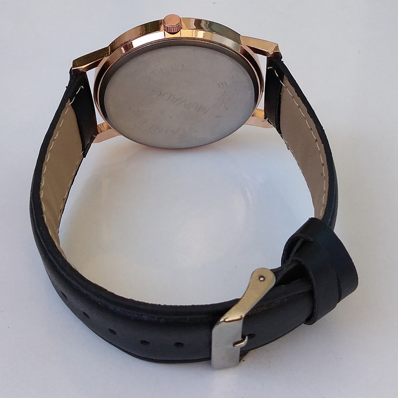 ساعت مچی عقربه ای پسرانه کد 14 Y ساعت مچی عقربه ای پسرانه کد 14 Y