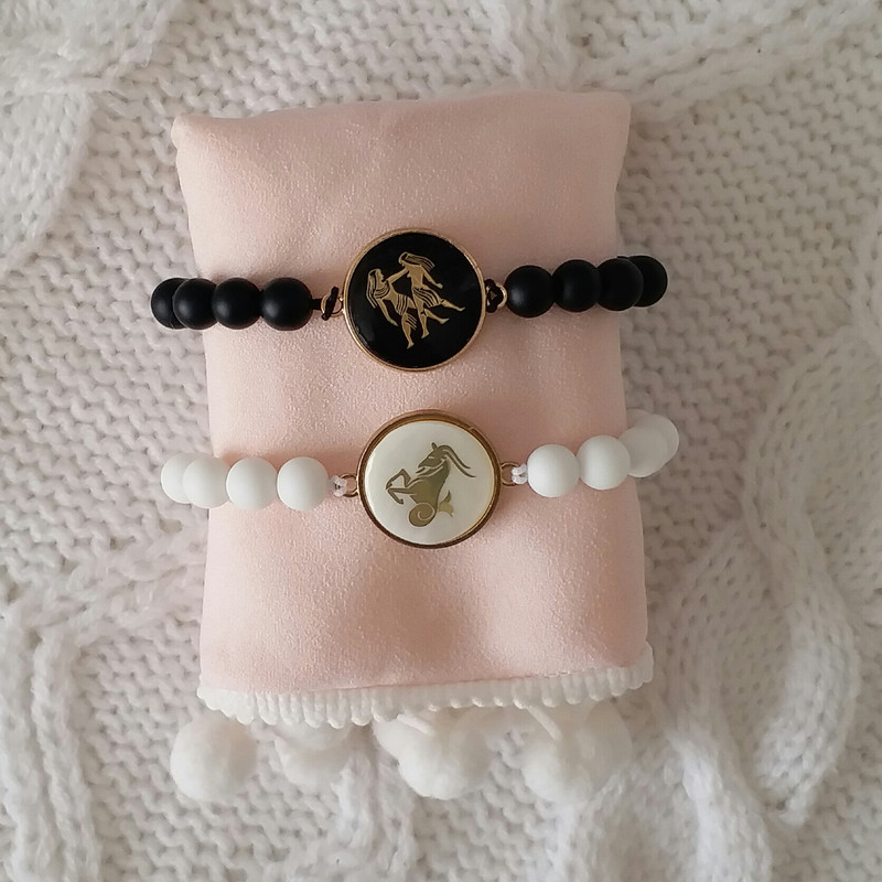 دستبند مدل ماه تولد دی و خرداد F120 مجموعه 2 عددی دستبند مدل ماه تولد دی و خرداد F120 مجموعه 2 عددی