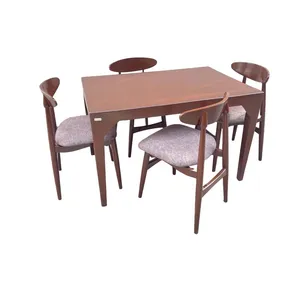 میز و صندلی ناهارخوری چهار نفره گروه تولید اسپیناس مدل Van-240004