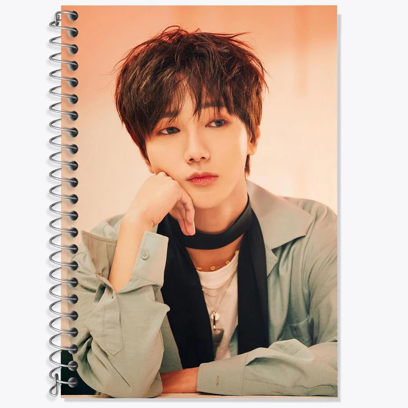دفتر لغت 50 برگ خندالو مدل یسونگ گروه سوپر جونیور Super Junior کد 21482