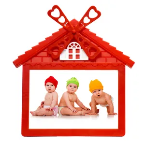 قاب عکس کودک مدل کلبه آسیاب
