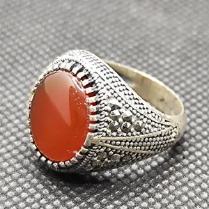 انگشتر نقره مردانه مدل عقیق یمانی کد 92