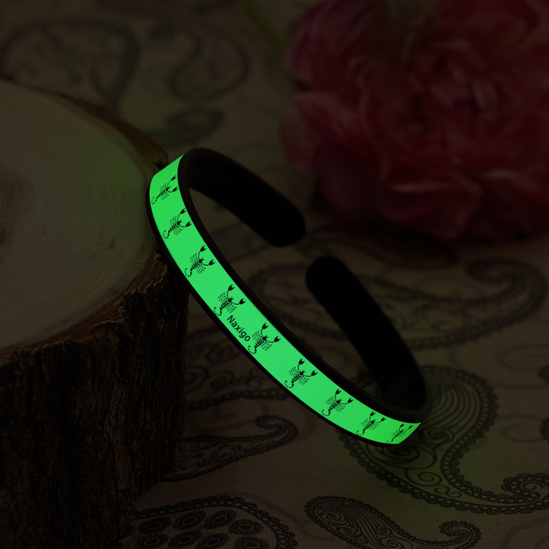 دستبند ناکسیگو طرح آبان ماه مدل BR5561