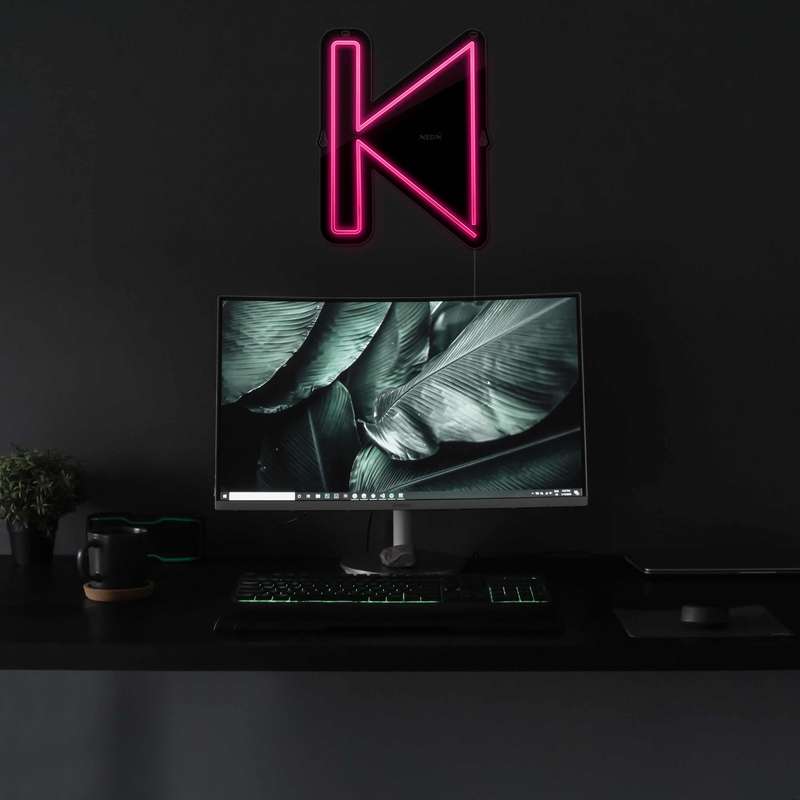 چراغ دیواری نئون دیزاین مدل Perviues-BL_PN