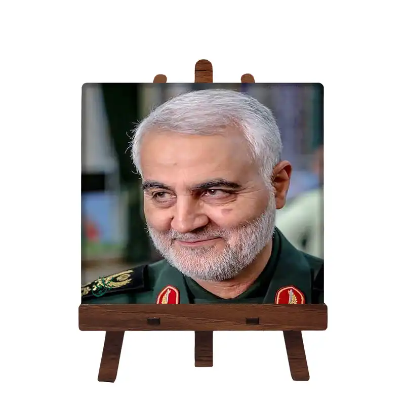 کاشی مبین ایده مدل شهید حاج قاسم سلیمانی cm10 کد 406 به همراه پایه