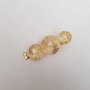گیره مو زنانه مدل دایره مرواریدی