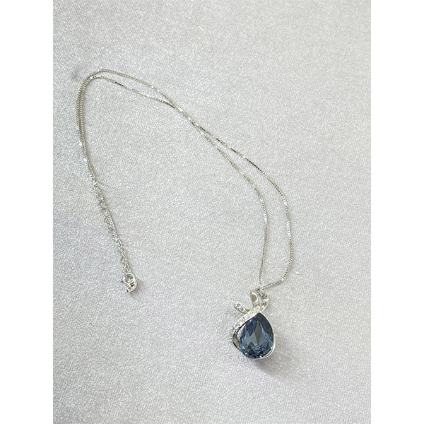 گردنبند نقره زنانه سواروسکی مدل اشک کد 3246 گردنبند نقره زنانه سواروسکی مدل اشک کد 3246