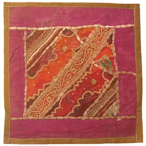رومیزی سوزن دوزی مدل سرمه عسلی کد SER33