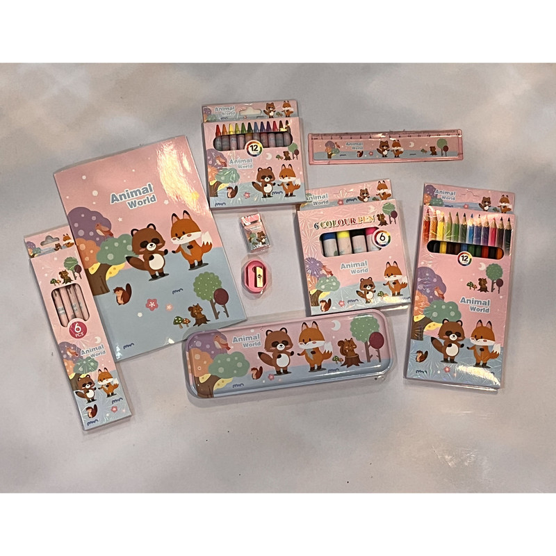 بسته لوازم تحریر مدل دنیای حیوانات جنگل مجموعه 41 عددی