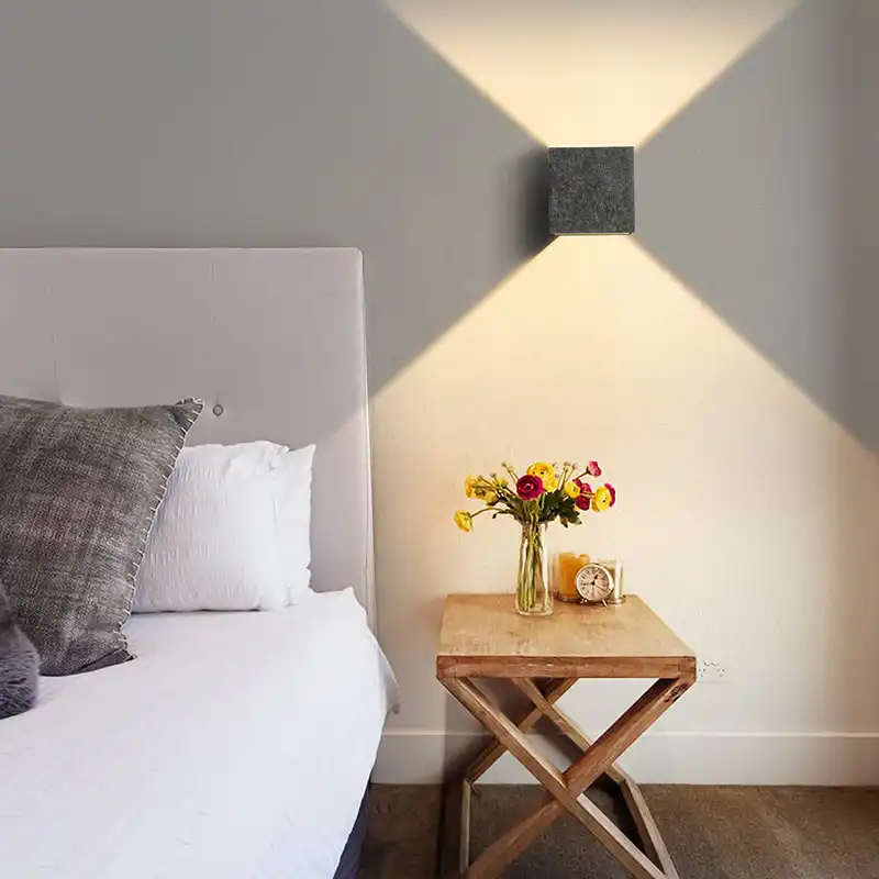 چراغ دیواری مدل rosha pars