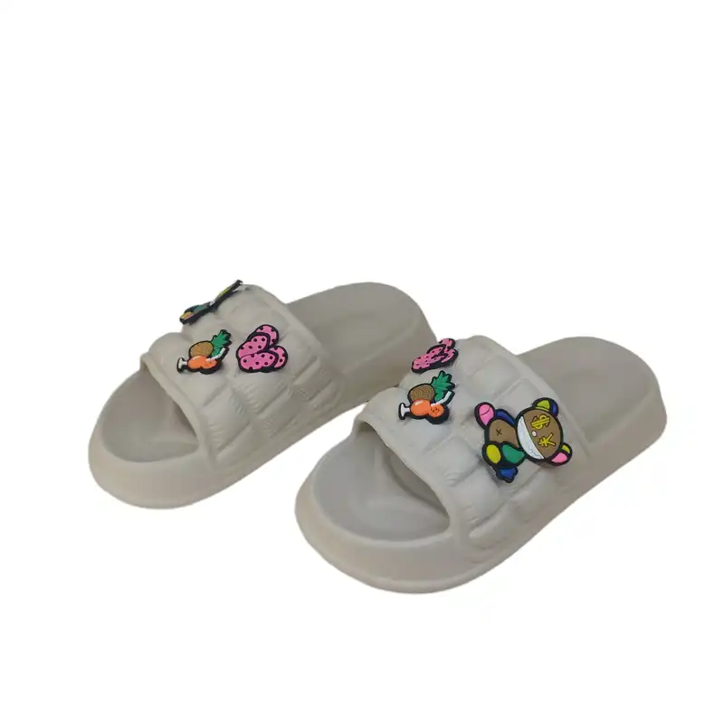 دمپایی زنانه مدل DZ105 EST استیکر دار رنگ کرم