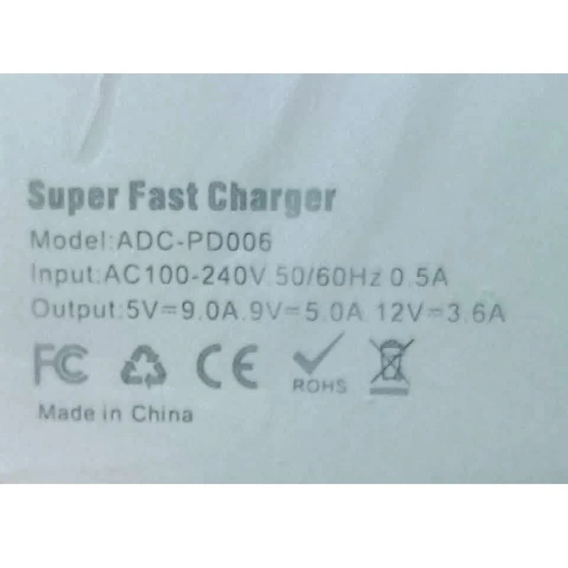 عکس شماره 10 : شارژر دیواری 150 وات مدل adc-pd006 به همراه 4 عدد کابل