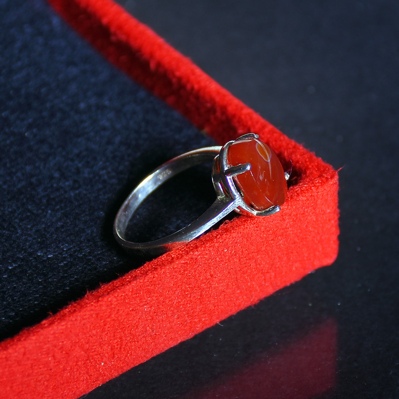 انگشتر نقره زنانه نقره جات لطفی مدل عقیق یمنی کد ANZS02E08 انگشتر نقره زنانه نقره جات لطفی مدل عقیق یمنی کد ANZS02E08