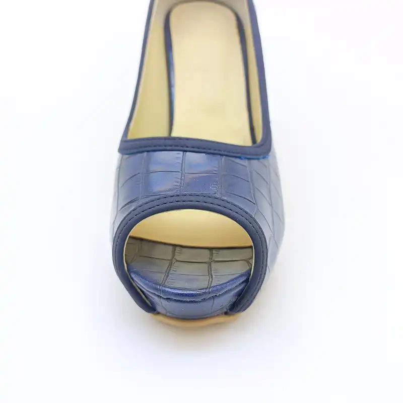 صندل زنانه مدل N 1