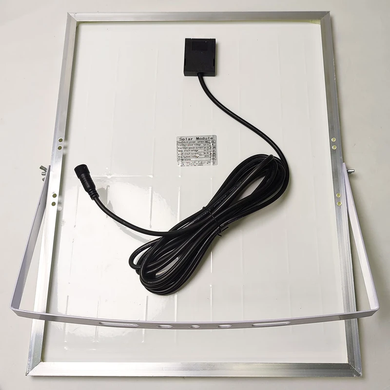 عکس شماره 6 : پروژکتور خورشیدی 100 وات مدل فلت 100w کد 803 به همراه پنل خورشیدی