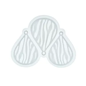 قالب رزین مدل ست آویز و گوشواره طرح اشک راه راه کد AR1