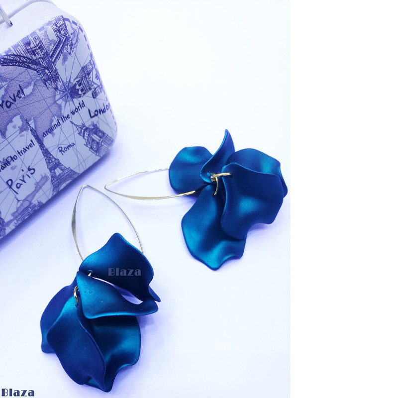 گوشواره دخترانه مدل 9011 گوشواره دخترانه مدل 9011