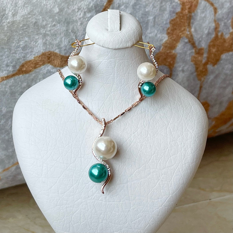 نیم ست زنانه کلیو مدل مروارید