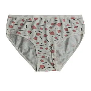 شورت زنانه میسپل مدل اسلیپ طرح توت فرنگی