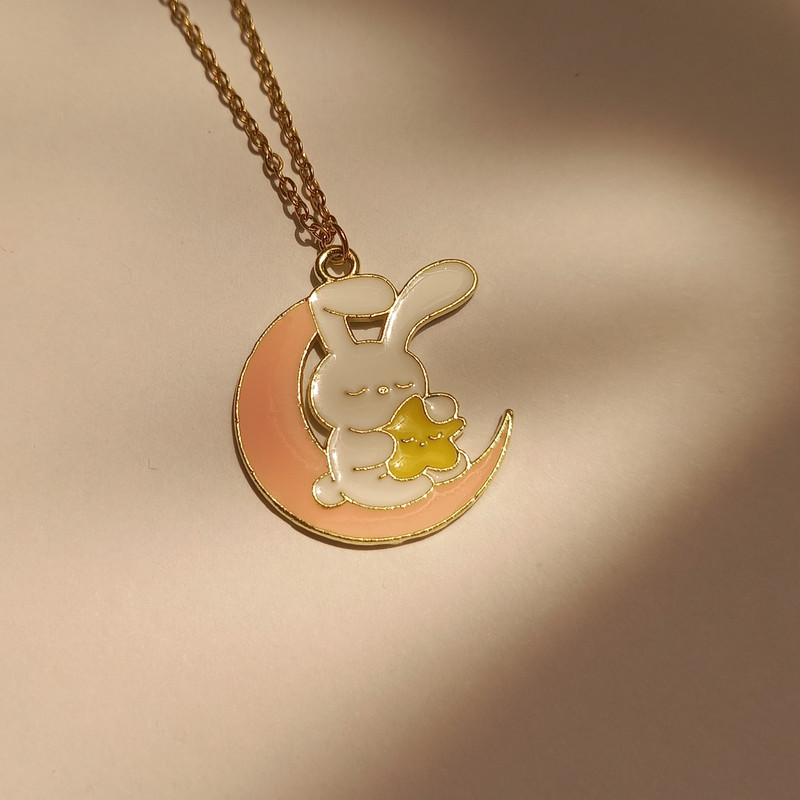 گردنبند دخترانه مدل خرگوش ماه و ستاره