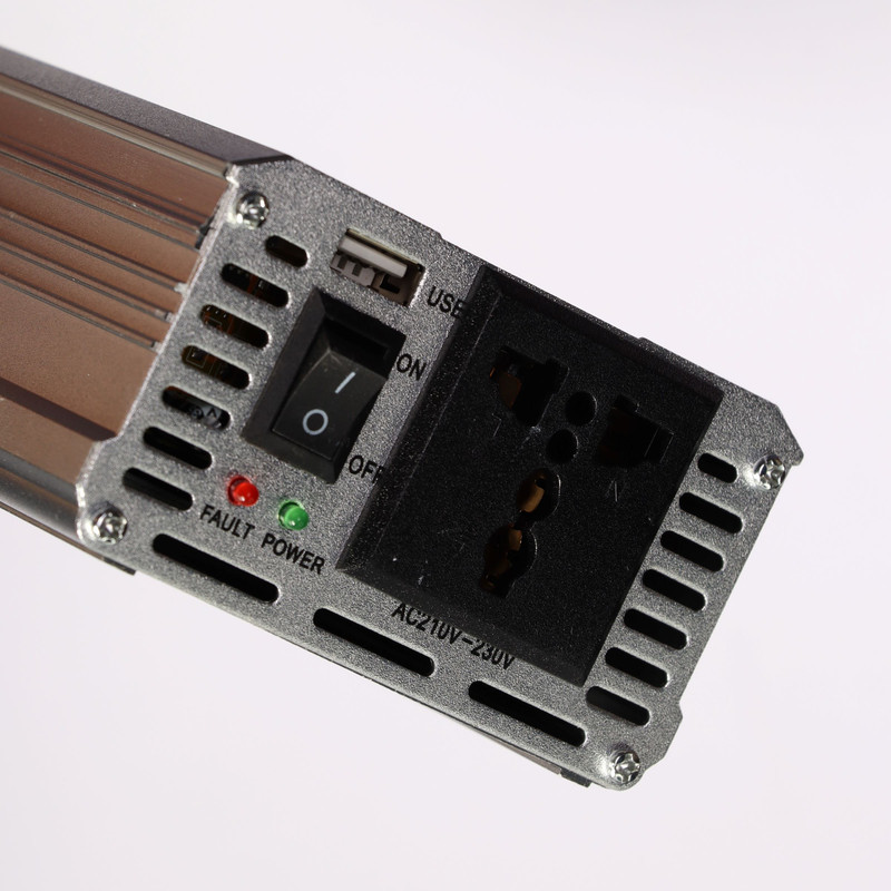 اینورتر 12 ولت خودرو مدل 1000w اینورتر 12 ولت خودرو مدل 1000w