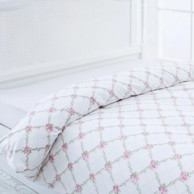 روکش لحاف پنبه انگلیش هوم مدل Rose Chain یک نفره سایز 220x160 سانتی‌متر