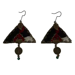 گوشواره سوزن دوزی کد B28