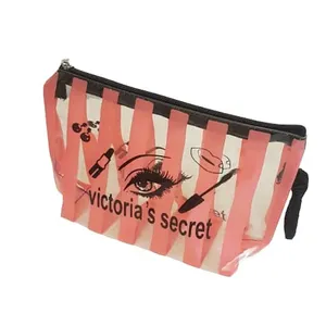 کیف لوازم آرایش زنانه مدل M06