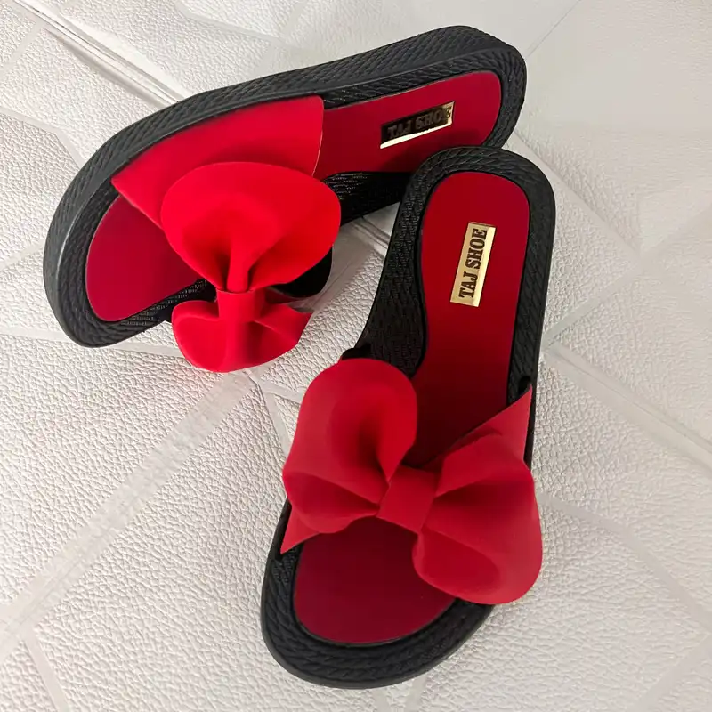 دمپایی زنانه مدل روناک 23500000