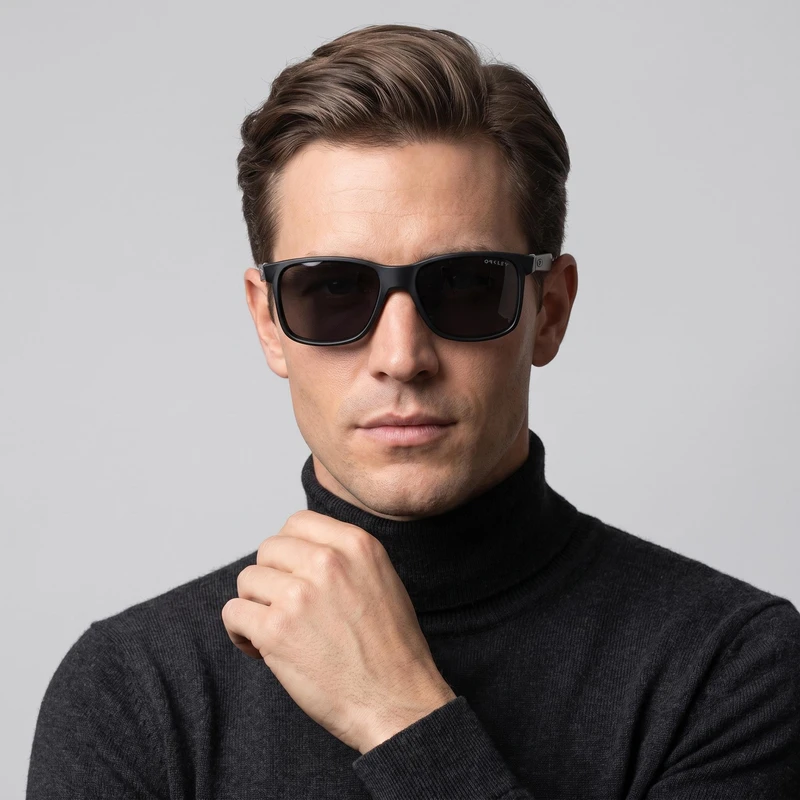 عینک آفتابی بایکر (Biker) اوکلی مدل 22034 C1