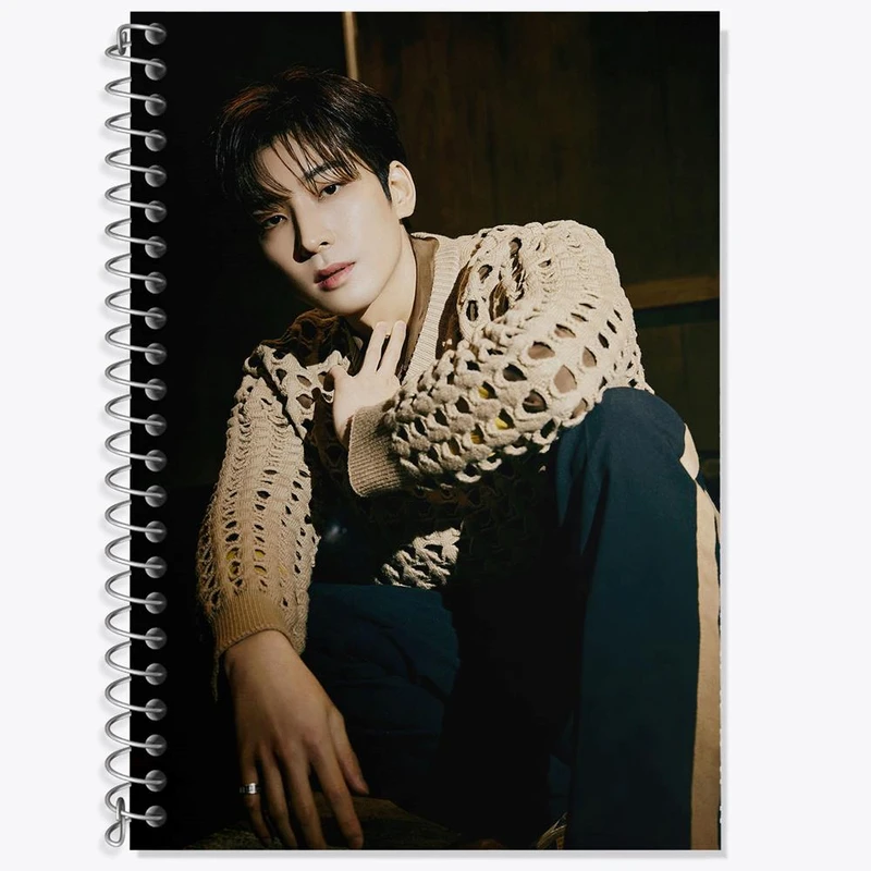 دفتر لغت 50 برگ خندالو مدل ونوو گروه سونتین Seventeen کد 21646