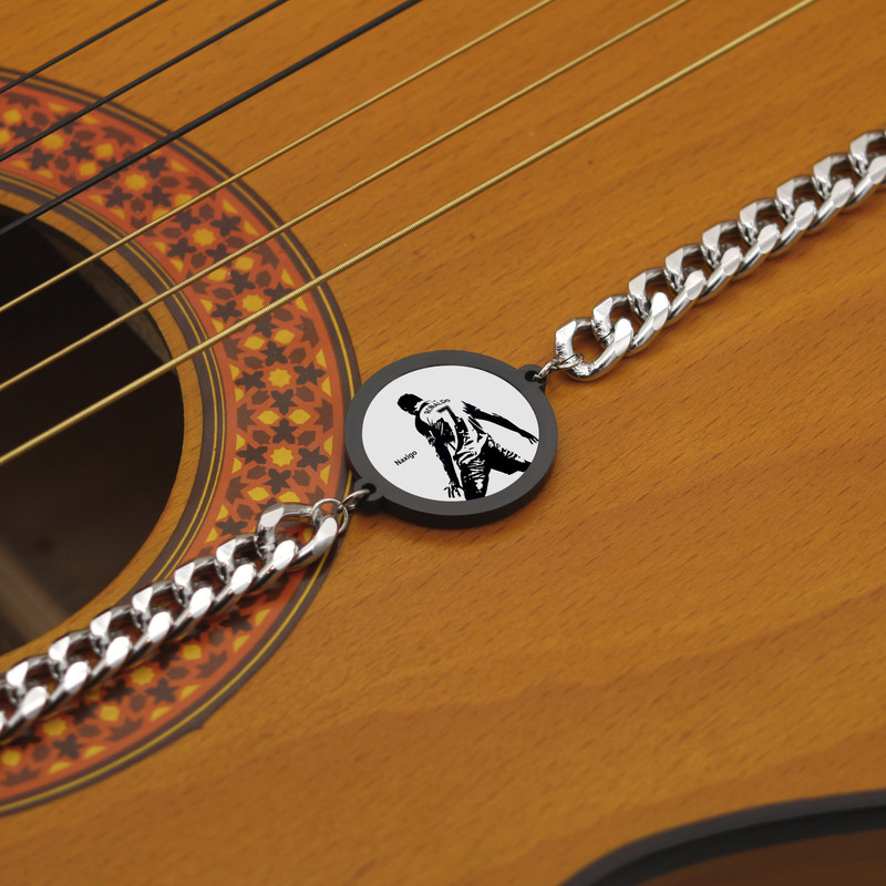 دستبند ناکسیگو مدل کریستیانو رونالدو کد BZ7142 دستبند ناکسیگو مدل کریستیانو رونالدو کد BZ7142