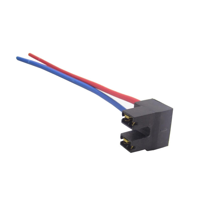 سوکت چراغ خودرو اچ آی سی کد 5820 مناسب برای پراید