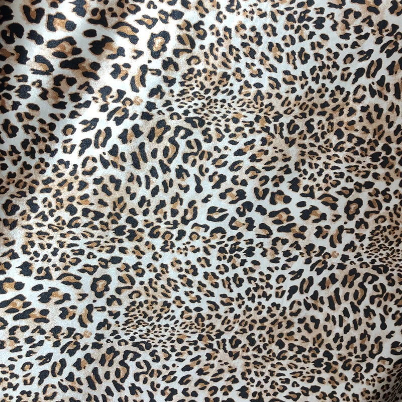 پارچه لباس عرض 1.6 متر مدل 001 رنگ قهوه‌ای