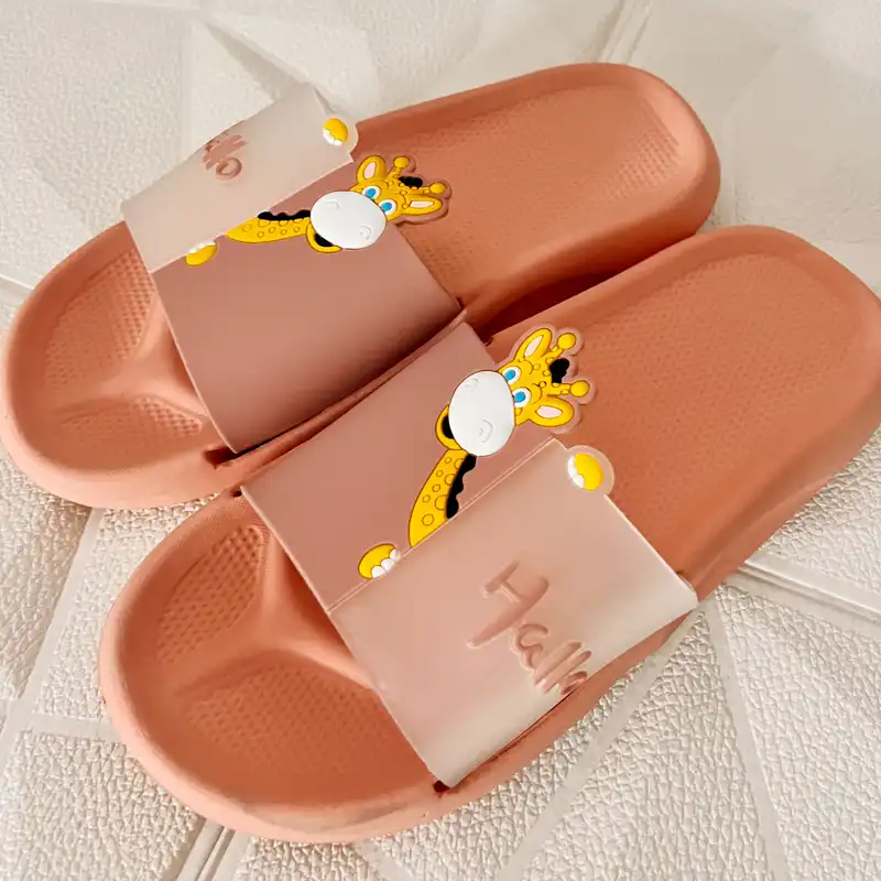 دمپایی زنانه مدل زرافه ای 10000004