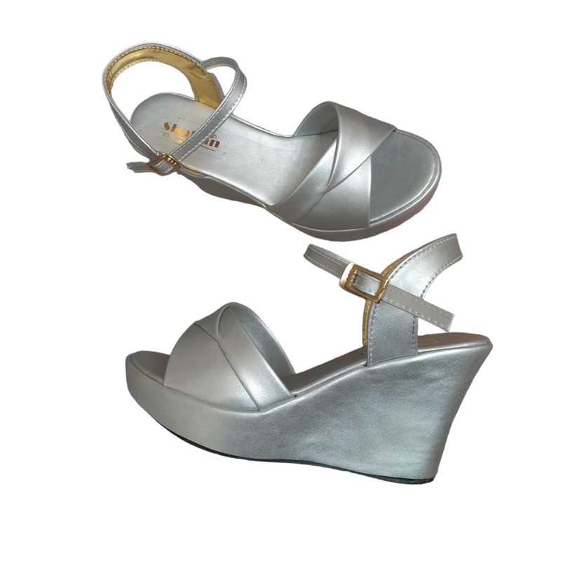 صندل زنانه مدل لژ بلند بندی