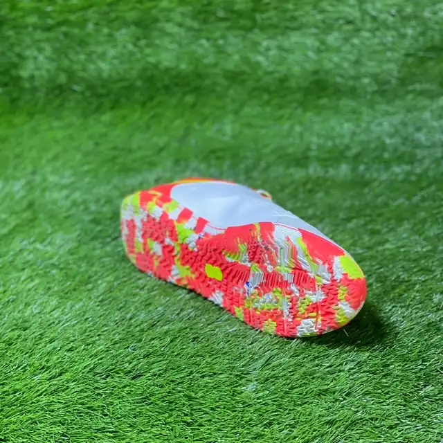 کفش فوتسال مردانه مدل سالنی