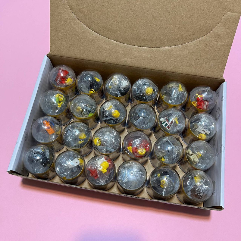 اکشن فیگور مدل کپسولی کد SM256 مجموعه 24 عددی