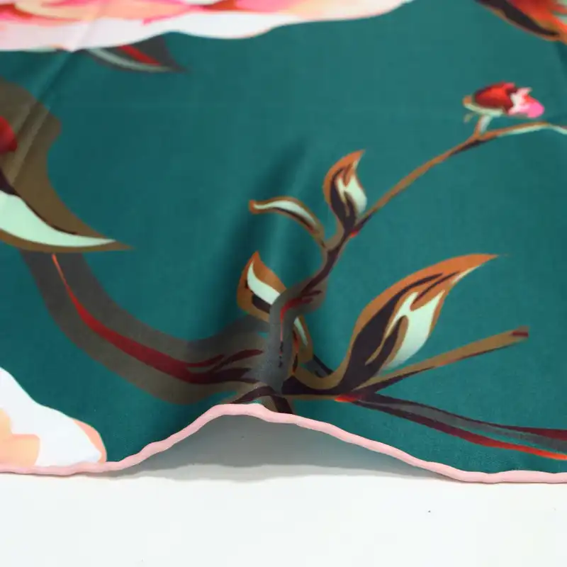 روسری زنانه مدل ابریشم جدید مزونی لاکچری گل درشت کد a-9005