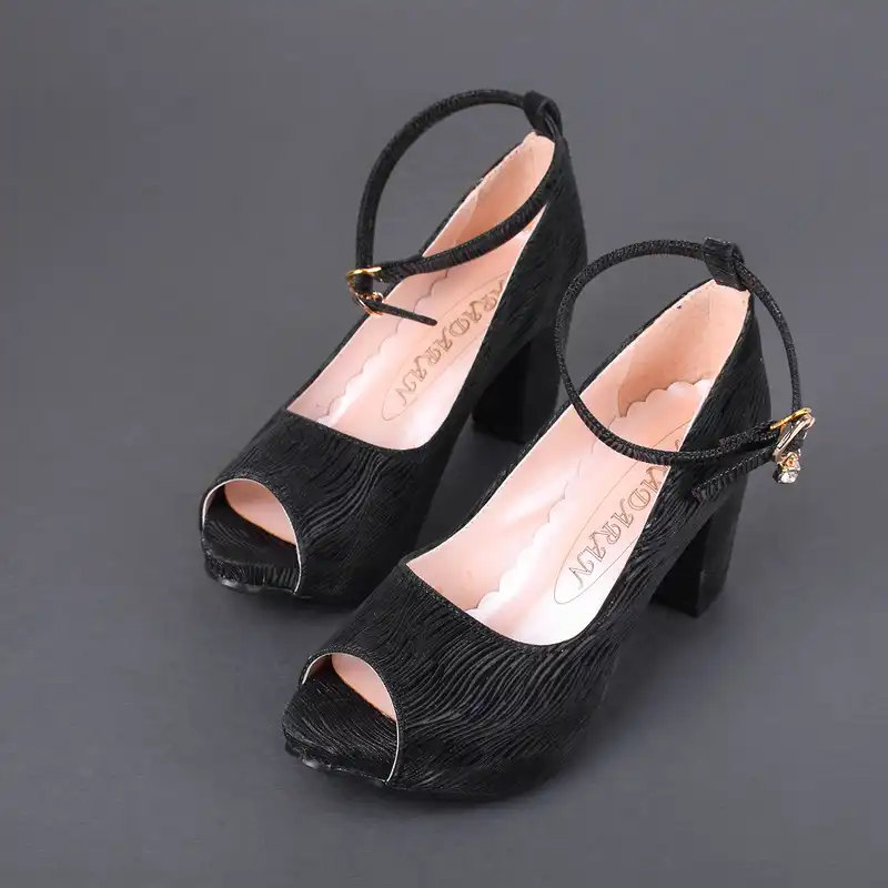 صندل زنانه مدل برادران کد BK.2573