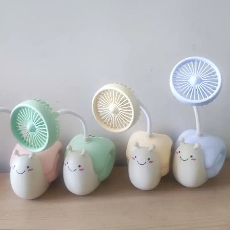 پنکه رومیزی مدل CS286A طرح حلزون ظرفیت 2600 میلی آمپر ساعت