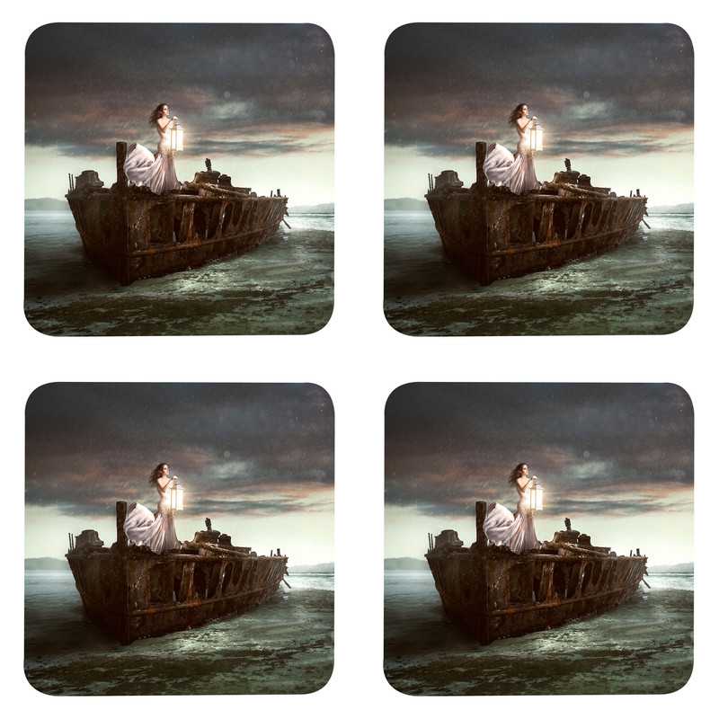 زیر لیوانی مدل Z1005 طرح نقاشی دریا و کشتی و فانوس و دختر بسته چهار عددی