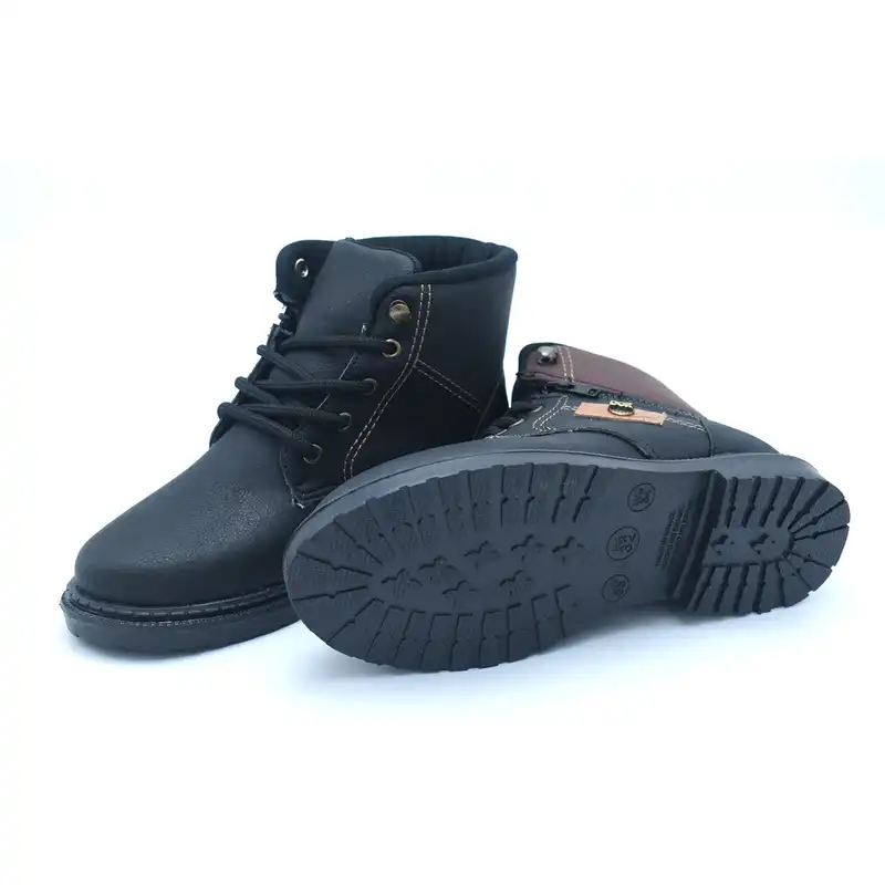 بوت پسرانه دوک مدل ساق دار کد C-8614