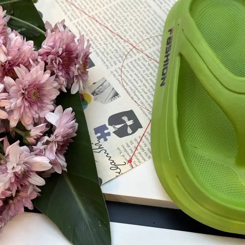 دمپایی لاانگشتی زنانه مدل نگار کد GR