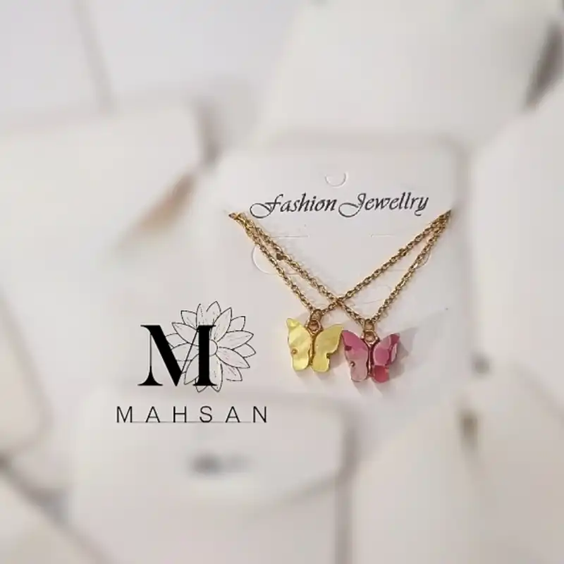 گردنبند زنانه مدل ست دوستی پروانه مجموعه 2 عددی