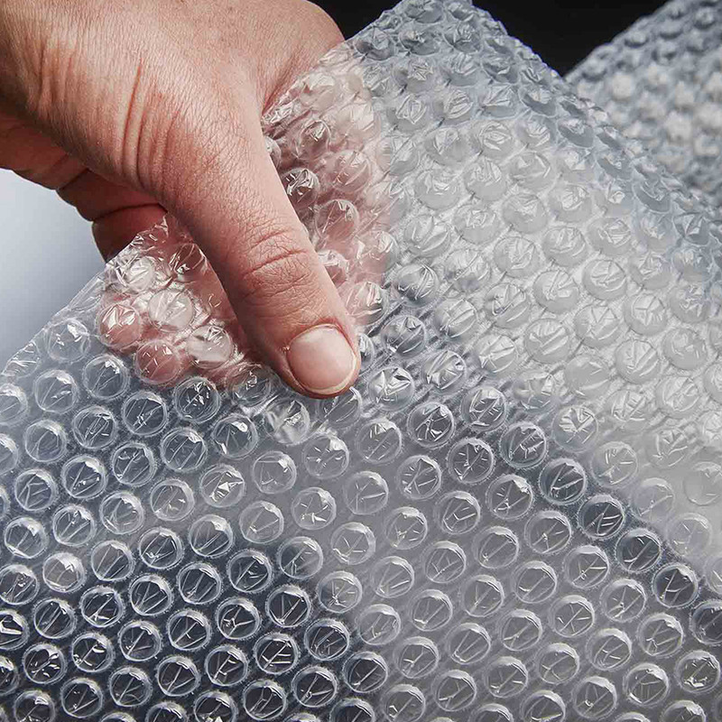 نایلون حبابدار ضربه گیر ایزی‌پک کد 1270 رول 80 متری