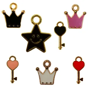 آویز دستبند کد AD 749 مجموعه 7 عددی